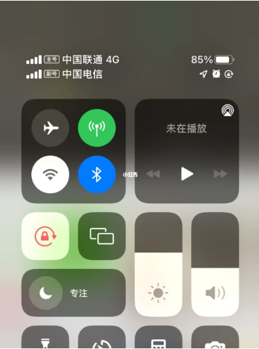 徐闻苹果手机维修分享iPhone双卡信号解决办法 