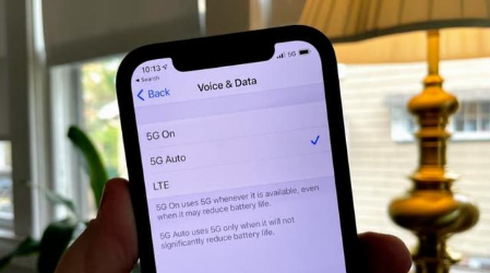 徐闻苹果手机维修分享iPhone 12如何打开或关闭5G网络 